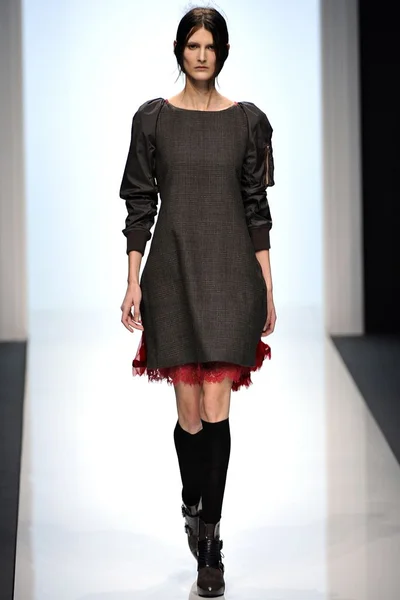 Look 13
